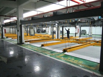 Lift and transferring garage